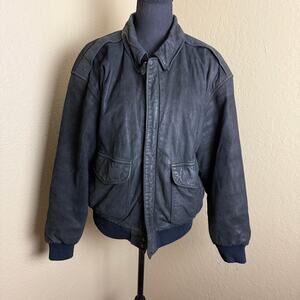 Global Identity G-III Black Leather Bomber Jacket Mens Size M Map Print Lining